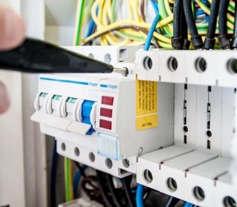 Instalações Elétricas 1 LE